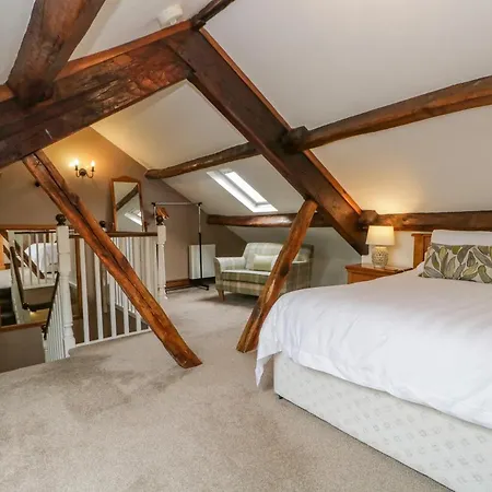 Ewedale Farm * Ulverston