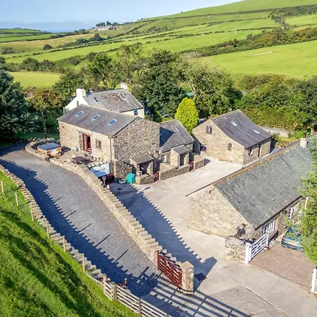 Ewedale Farm * Ulverston